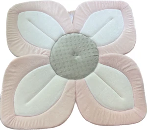Blooming Bath Lotus Bath Seat - Plush Minky Baby Sink Bathtub - Pink - Picture 1 of 1