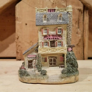 Figurina The Gold Nugget Tavern Risorse Internazionali - Swanky Barn - Foto 1 di 12