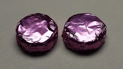 Favor de boda recubierto de chocolate PÚRPURA lámina envuelta 100 piezas  Foto 1 de 3