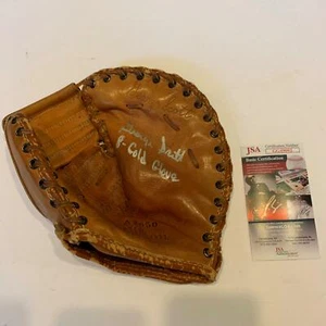George Scott 8 Gold Gloves Signed Vintage 1960's First Base Glove With JSA COA  - Picture 1 of 7