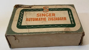 Vintage Singer Zigzagger Part No. 161102 in Original Box - Picture 1 of 5