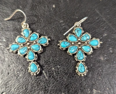 Brincos femininos perfurados marca da sorte turquesa gancho pendurado cruzado - Imagem 1 de 2