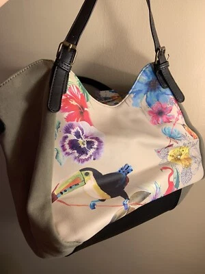 Bolsa Desigual multicolorida verão cáqui estampa de pássaros tropicais alça longa dois lados - Imagem 1 de 4