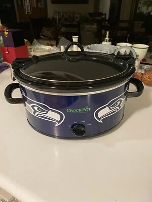 NFL Seattle Seahawks 6-Quart Crock-Pot Cook & Carry Slow Cooker SCCPNFL600 - Image 1 of 4