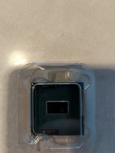 Intel Core i3 Mobile i3-3110M SR0N1 2.4GHz Socket G2 CPU Processor - Original - Picture 1 of 1