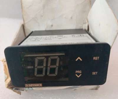 ADVANCE TC-20AT REAAA Digital process Controller - Image 1 of 4