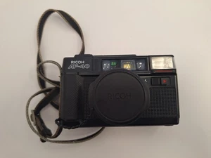 RICOH AF-40 38mm Vintage Point & Shoot 35mm Film Camera with Strap & Lens Cover - Picture 1 of 6