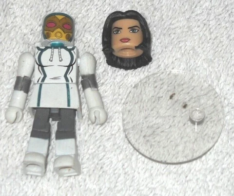Whitney Frost (Ultron Revolution figure) - Marvel (MiniMates) - 100% complete Cover
