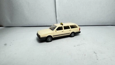Busch 1:87 H0 VW Volkswagen Passat II Variant (tipo B2) 1980 - 1988 - Immagine 1 di 4