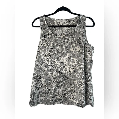 Camiseta sin mangas de cachemira blanca y negra del mercado negro de la Casa Blanca Foto 1 de 4