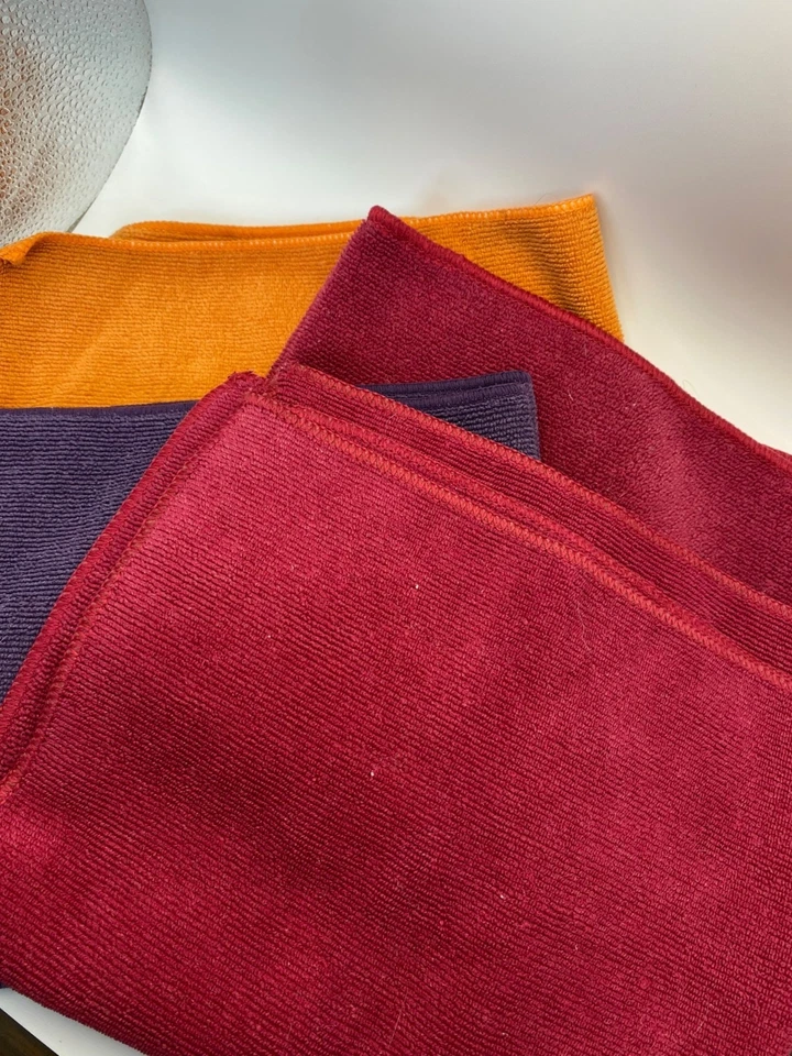 Набор из 4 кухонных полотенец из микрофибры бордово-фиолетовых и оранжевых - Изображение 1 из 4