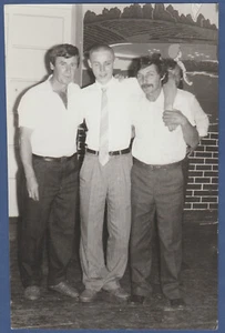 Handsome men hugging affectionate gentle men gay int Vintage Photo - Picture 1 of 2