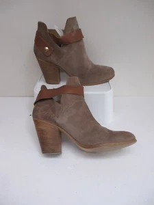 Size 5 LAVORAZIONE ARTIGIANO Ankle Boots Beige Suede Leather Block Heel VGC - Picture 1 of 6