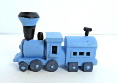 MISFIT BLUE TRAIN ENGINE Plastic Figure Misfit Toy Rudolph PLAYING MANTIS 2.5" L - Image 1 of 4