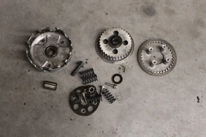 2018 KAWASAKI KLX140 BIG WHEEL CLUTCH BASKET W/ PARTS INNER OUTER HUB KLX 140 18 - Picture 1 of 10