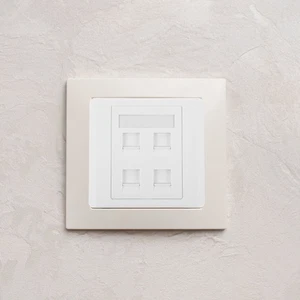 Wall Ethernet Plate Wall-mounted Ethernet Wall Plate Office 4-port Outlet - Afbeelding 1 van 12
