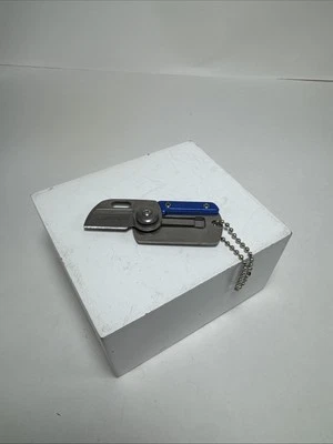 Wartech Mini Folding Keychain Knife Dogtag HWT235BL - Image 1 of 4