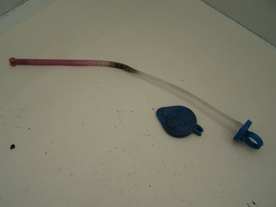 Tapa de relleno de botellas para lavadora Kia Rio (2003-2005)  Foto 1 de 1