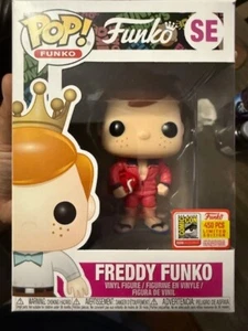 Funko Pop Freddy Funko Baywatch SDCC 2018 esclusivo LE 450 PEZZI - Foto 1 di 5