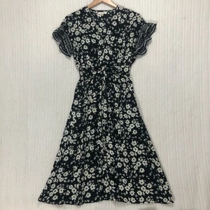 Max Studio Schwarz Blumen Midikleid Rüschen Kurzarm Bindeband Taille V-Ausschnitt - Bild 1 von 6