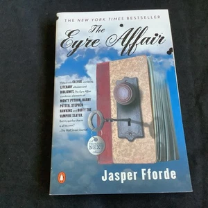 The Eyre Affair: A Thursday Next Novel by Jasper Fforde (2003 Trade PB) - NEW!! - Imagen 1 de 5