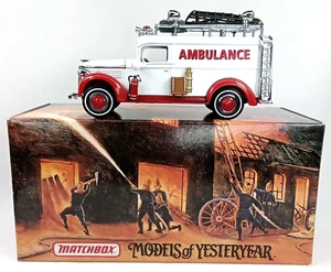 Vintage Matchbox Models Of Yesteryear 1937 GMC Van Ambulance With Box 1997 - Picture 1 of 7
