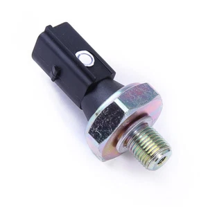 Oil Pressure Sensor Switch For VW GOLF 1998-2013 Audi A3 A4 Q7 TT - Picture 1 of 8