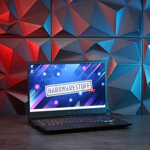 HP Omen 17 Gaming Laptop // i7-13700HX, RTX 4090, 32 GB RAM, 1 TB SSD - Afbeelding 1 van 5