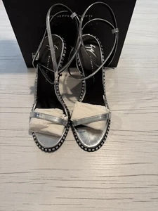 Sandalia Giuseppe Zanotti Joan 105H plateada para mujer talla UK 6 EU 39 RRP £850 #I800 - Imagen 1 de 10