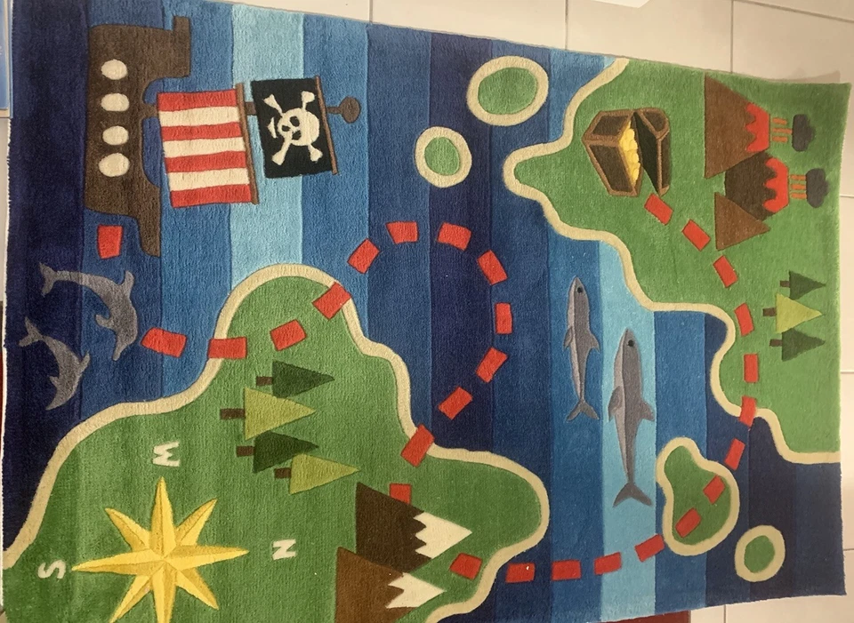 Alfombra de área Momento Lil Mo Whimsy Collections 4’x 6’ temática infantil. Mano acolchada. Foto 1 de 4