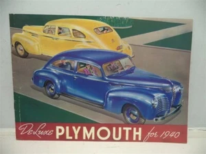 Brochure DeLuxe Plymouth 1940 - Foto 1 di 7