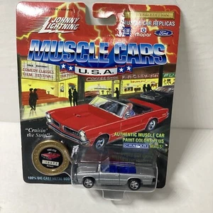 Johnny Lightning, Muscle Cars USA, 65 Pontiac, GTO, , 1/ 64 Scale  - Picture 1 of 6