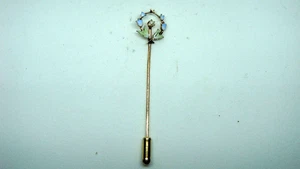 VINTAGE SOLID 10K YELLOW GOLD WREATH ENAMEL FLOWERS SEED PEARL STICK PIN - NICE - Picture 1 of 3