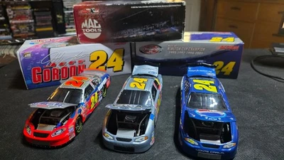 JEFF GORDON LOTE DE 3 MOLDES DE AÇÃO 1/24 #24 TALLADEGA, CLUB CAR XRARO - Imagem 1 de 4