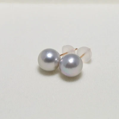 Orecchini a perno con perle giapponesi Akoya in argento tondo da 8,7 mm in... - Immagine 1 di 4