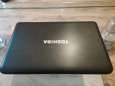 Toshiba Satellite Pro C850 Intel Core i3 CPU 8GB Ram  Win 10 Pro - Image 1 of 4