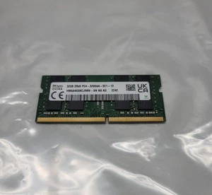 Hynix 32GB PC4-3200AA 2Rx8 DDR4 Laptop SODIMM Udimm Memory HMAA4GS6AJR8N-XN - Picture 1 of 3
