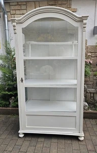 Antike Vitrine Weichholz Schrank Landhausmöbel weiß - Bild 1 von 6
