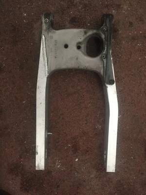 Columpio de aluminio Ducati Monster S4 y otros inyectores desde. aprox. 2001 Foto 1 de 4