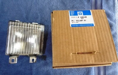 Новый из старых запасов новый подлинный GM ' 80-х GMC Chevrolet RH поворотник боковой габаритный фонарь лампа объектив - Изображение 1 из 4