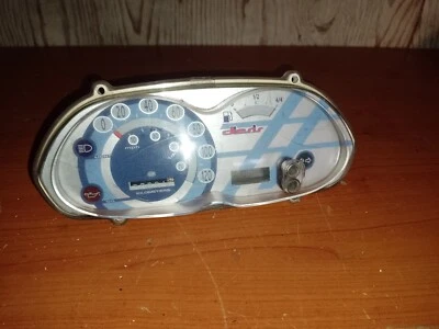 STRUMENTAZIONE CONTACHILOMETRI Analogica SCOOTER PIAGGIO DIESIS 100 cc (2002-03) - Immagine 1 di 4