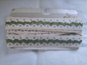 Galon Vintage Passementerie de 4 cm de largeur neuf - Vendu au mètre - Picture 1 of 1