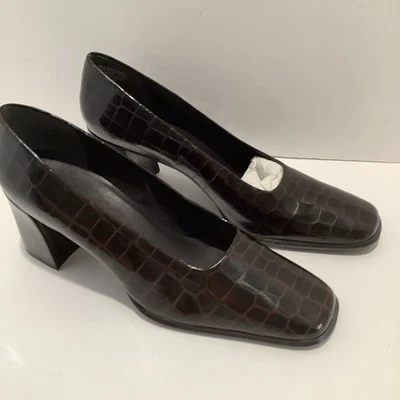 Женские коричневые кожаные туфли-лодочки Nine West с крокодиловым принтом на блочном каблуке 3 дюйма размер 8,5 М НОВЫЕ - Изображение 1 из 4