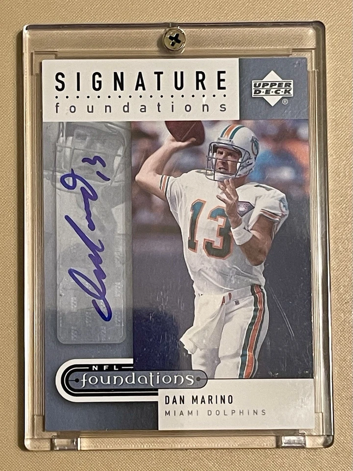 2005 UPPER DECK NFL SIGNATURES FOUNDATIONS DAN MARINO SIGNATURE CARD # SF - MA - Image 1 of 4