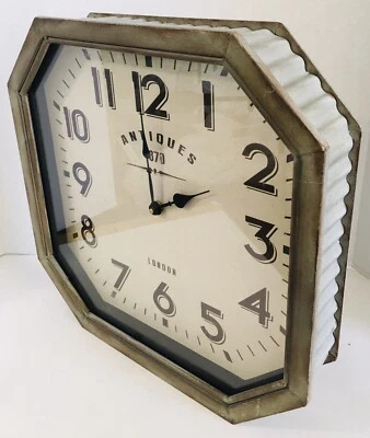 Reloj de pared de cuarzo de Londres antigüedades de acero corrugado 1870 17 x 17 x 3" Foto 1 de 4