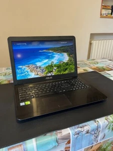 Notebook Asus F556UV 15,6'' - Intel i5 @ 2,4 GHz - 8GB RAM - 250GB SSD - Foto 1 di 7
