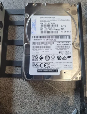 IBM 2076 AH75 92F 01YM178 01YM164 01YM166 2.4TB 10K 12GB SAS Drive / Tray - Image 1 of 2