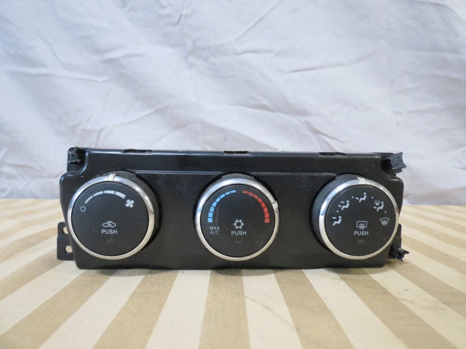 09 10 11 12 2009-2012 Dodge RAM AC Heat Temp Climate Control Module 55111290AD - Image 1 of 4