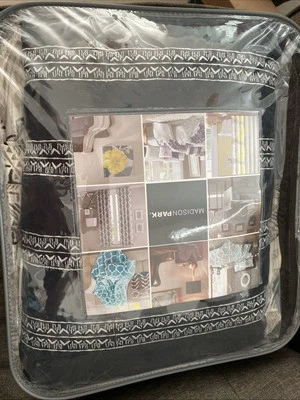 Madison Park 4pc Boho Geometric Duvet Cover Set For King/cal King - Image 1 of 3