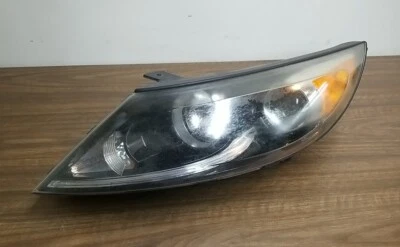 Faro lateral del conductor izquierdo Kia Sportage 2010-2015 OEM. 92101-3WXXX Foto 1 de 4